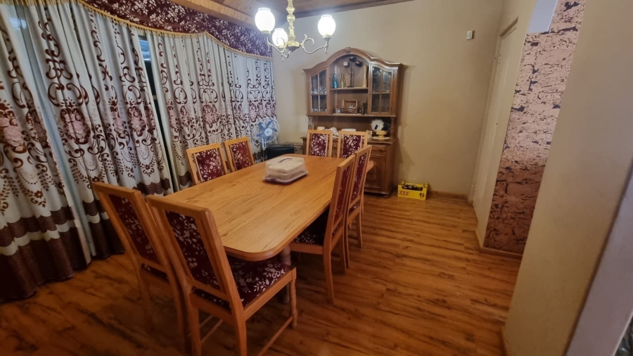5 Bedroom Property for Sale in Neserhof North West